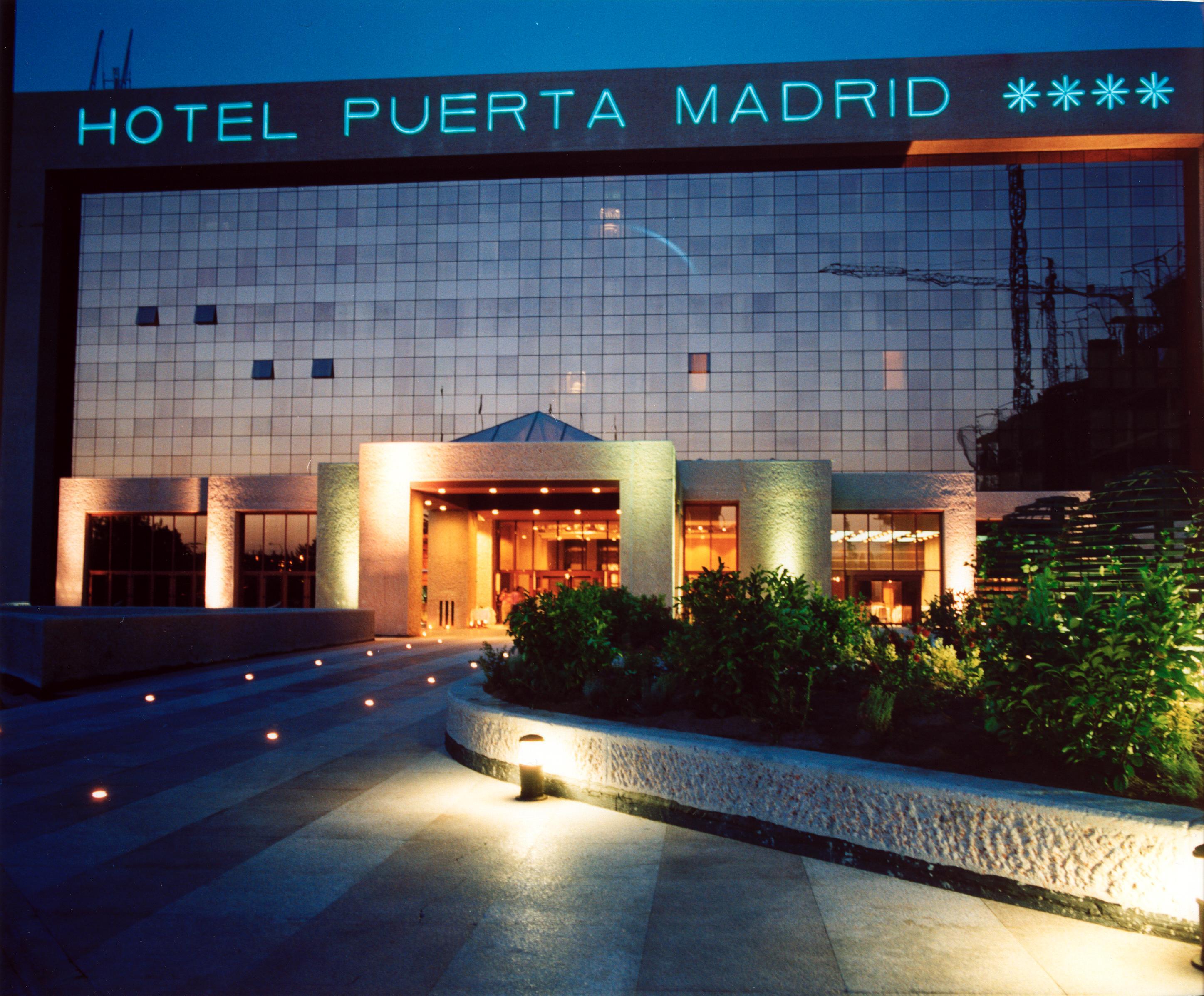 Silken Puerta Madrid Hotel Exterior photo